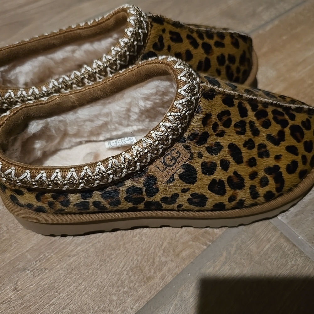 UGG Brown and Black Slippers with Plush Lining